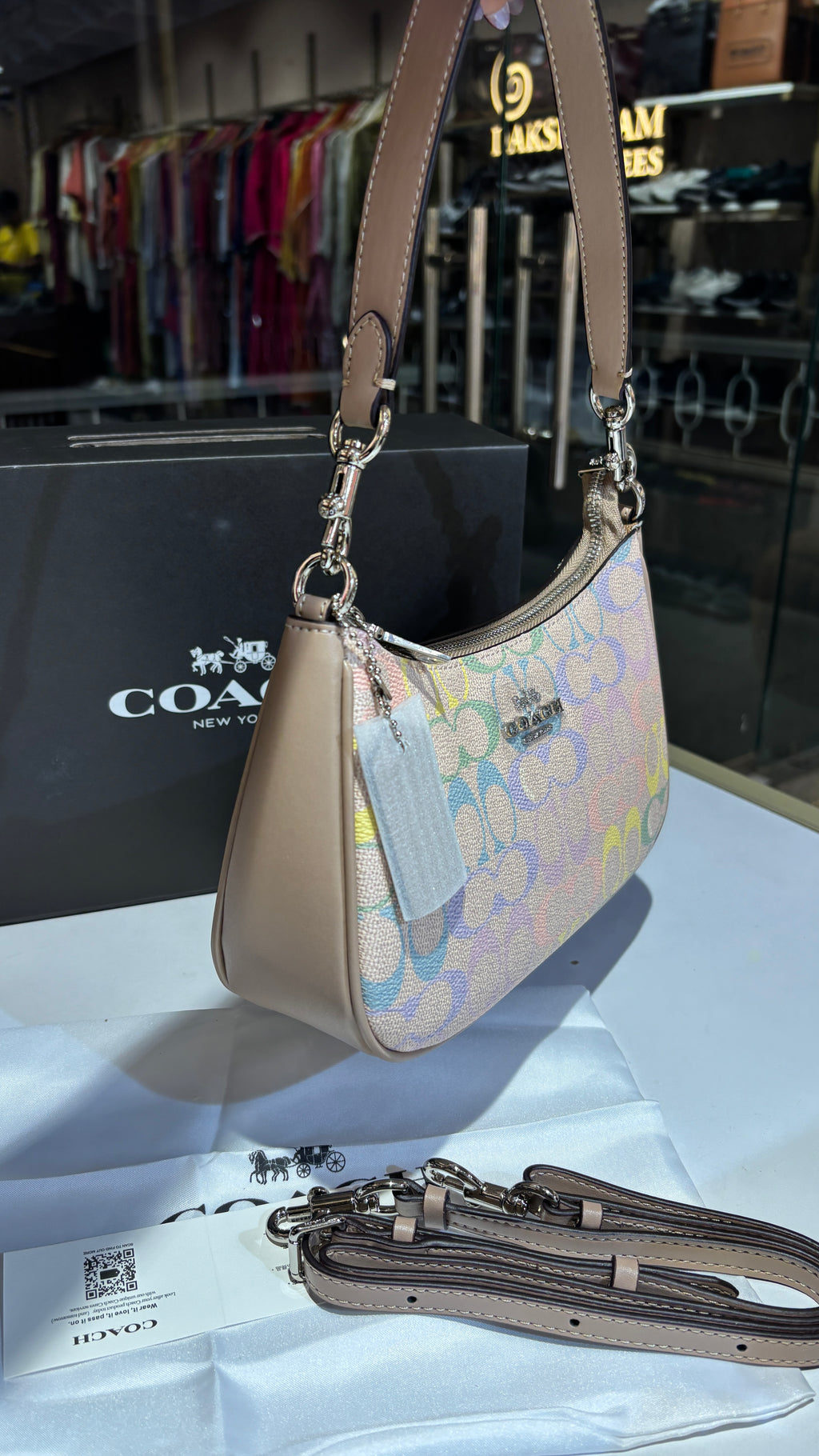 Multi-colour Shoulder bag