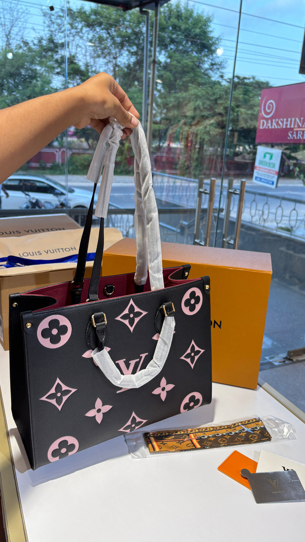 Black Structured Tote with Detachable Compartment