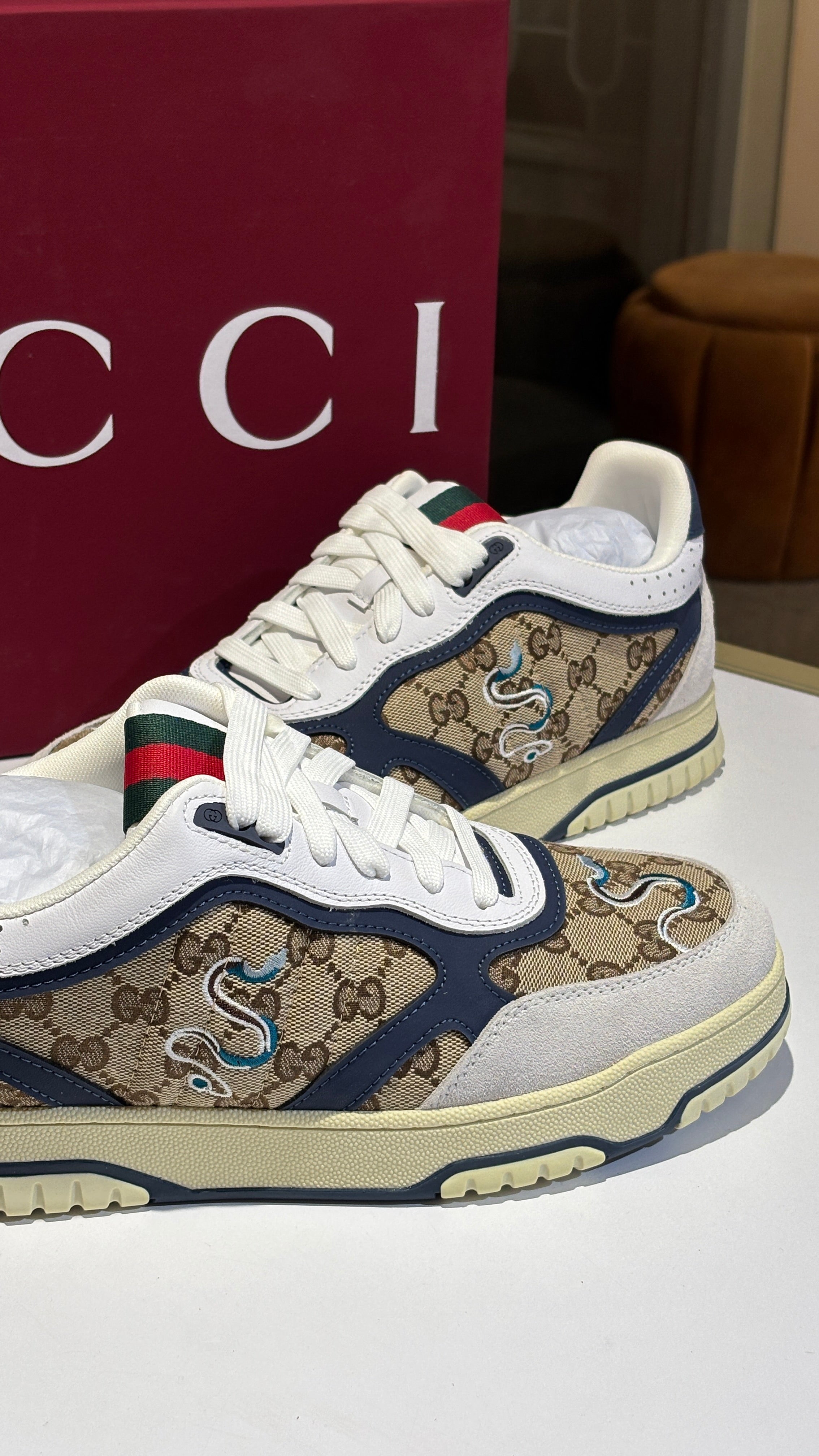 Signature snake Patterned Monogram Sneakers