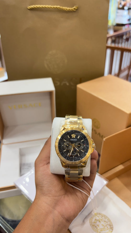 Black Round Dial Analog Multifunction Chrono Moonphase Men Watch - VE0K00425