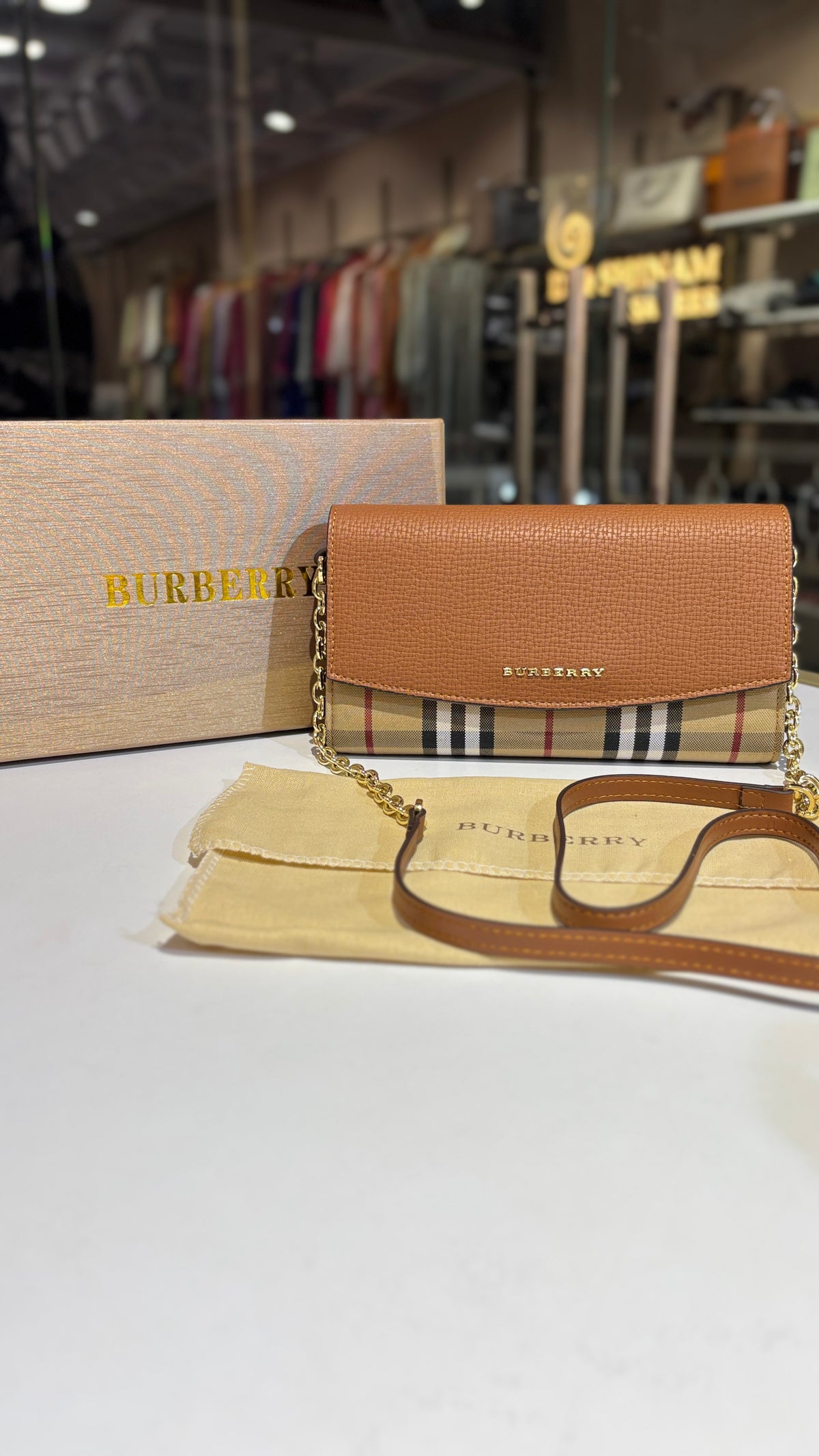 Signature checkered Sling