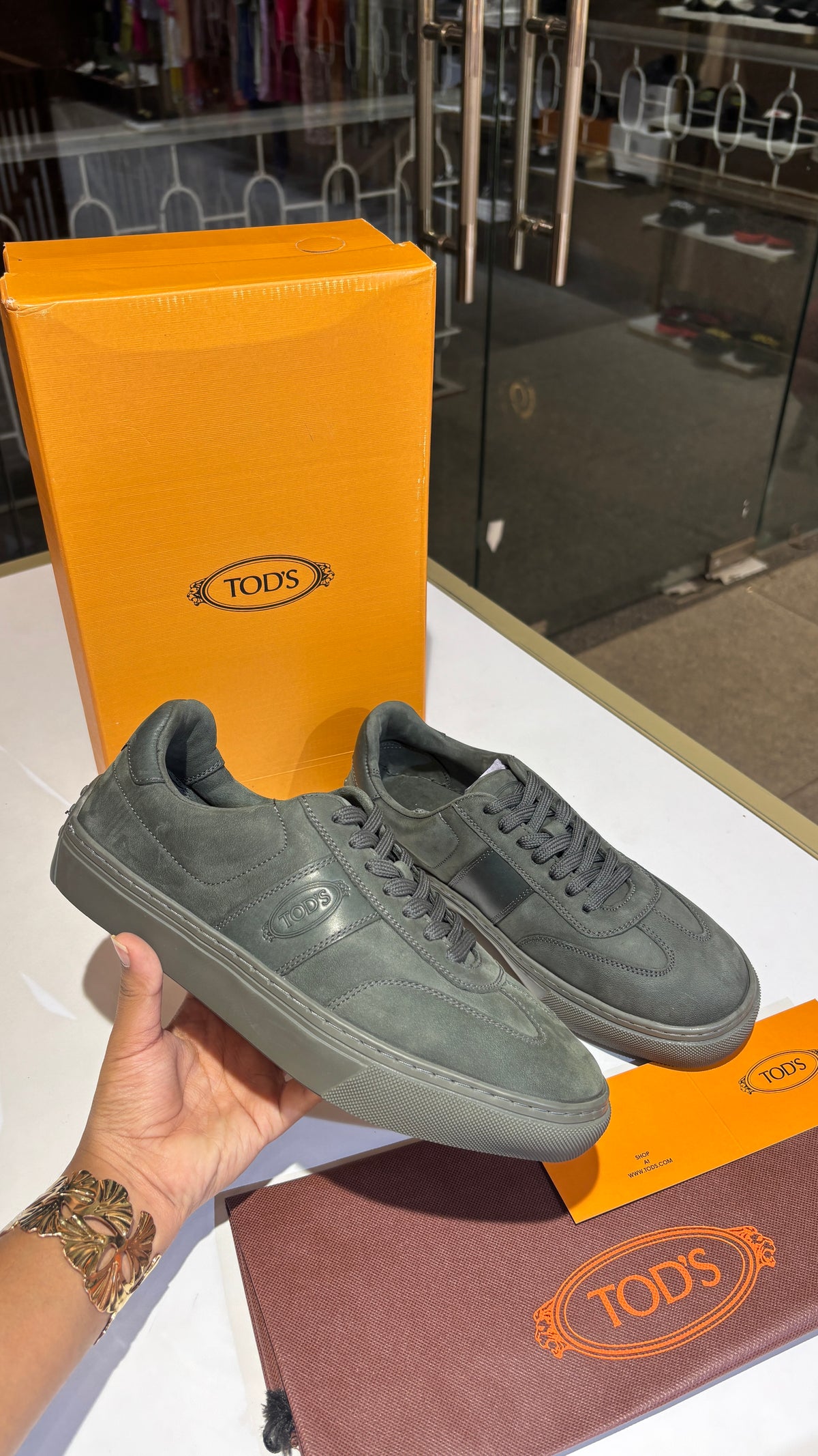 Army green Suede Low-Top Sneakers