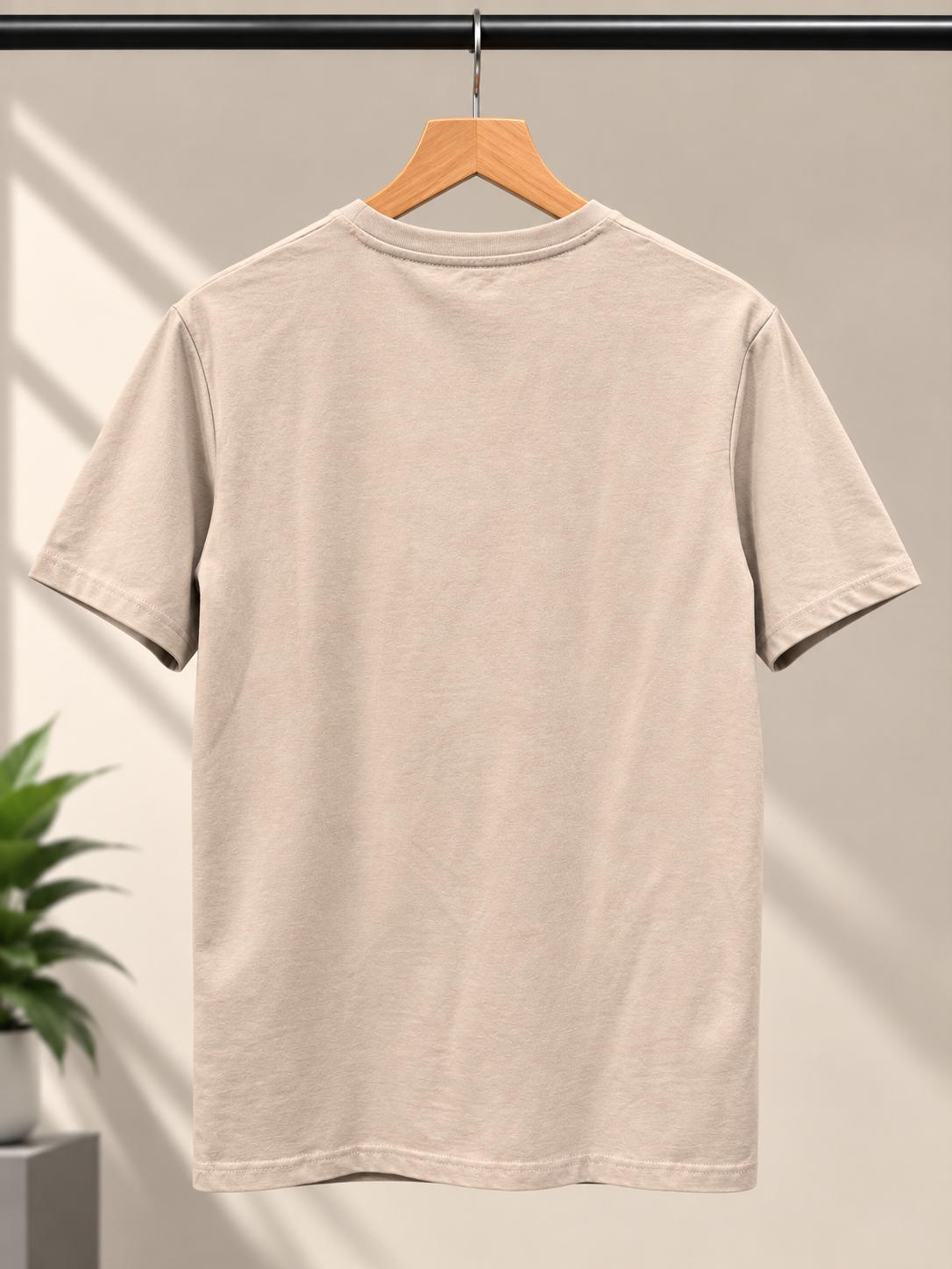 Utility Pocket Detail Crew Neck T-Shirt