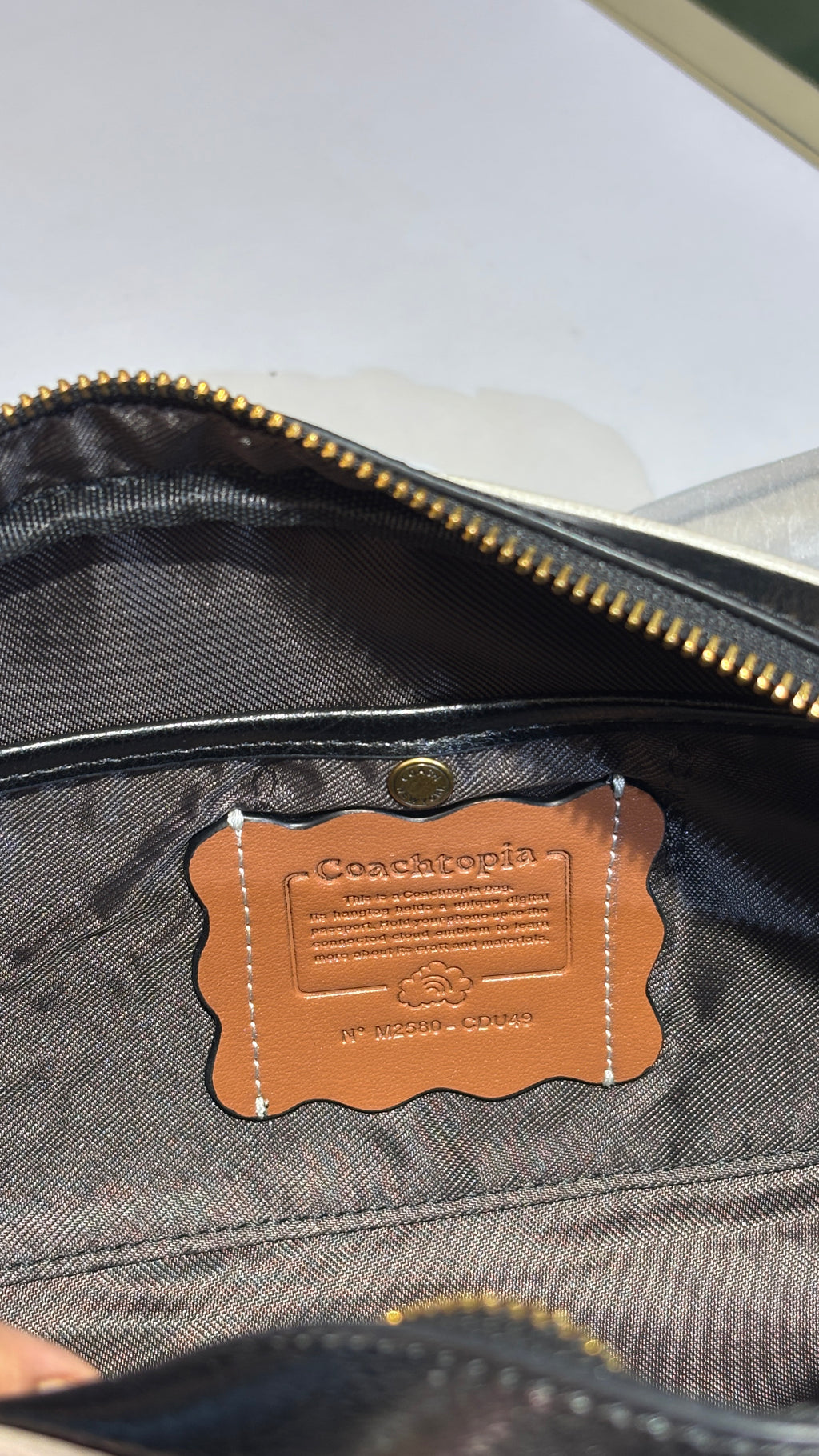 Vintage-Inspired Two-Tone Leather Bag
