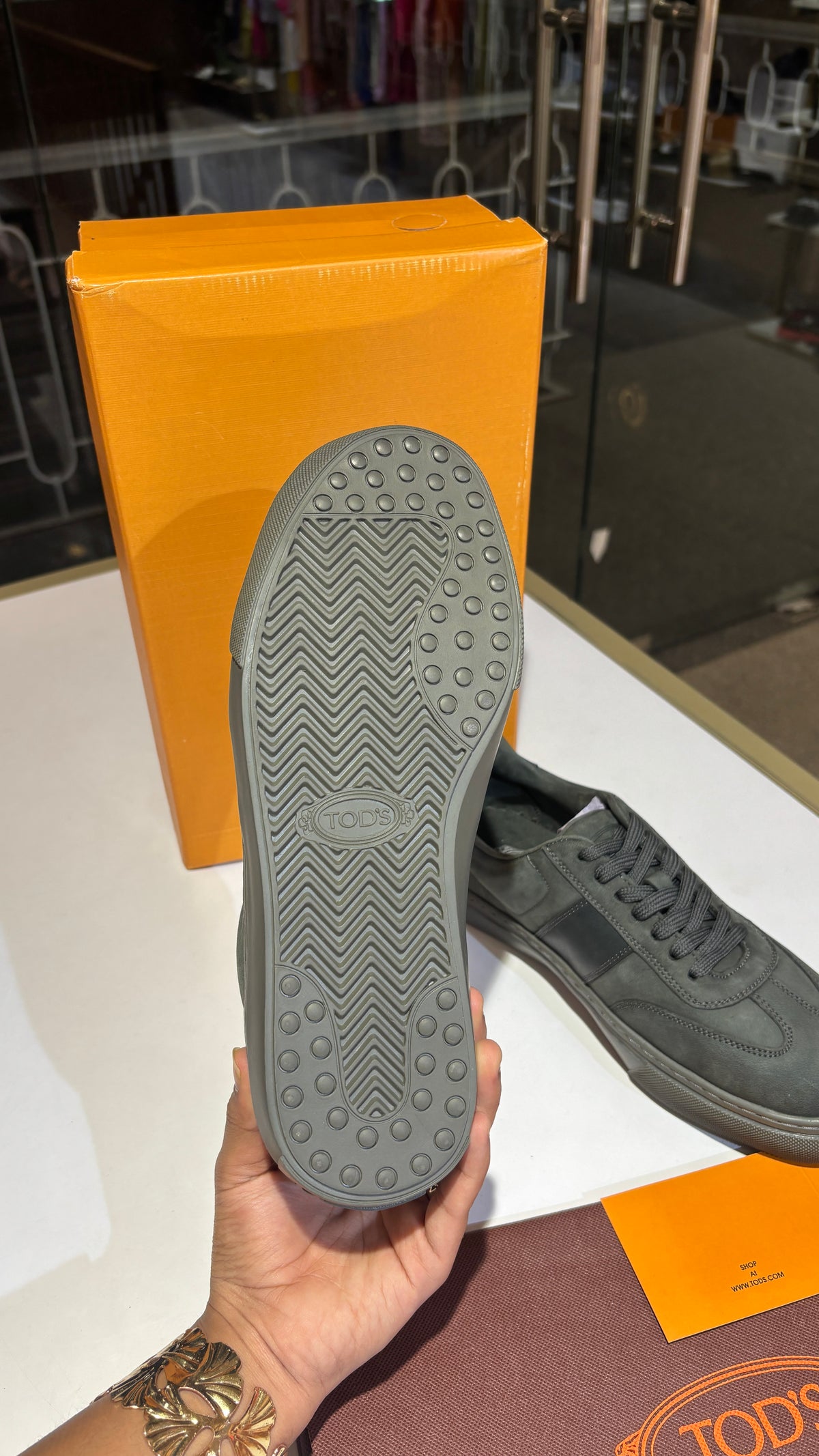 Army green Suede Low-Top Sneakers