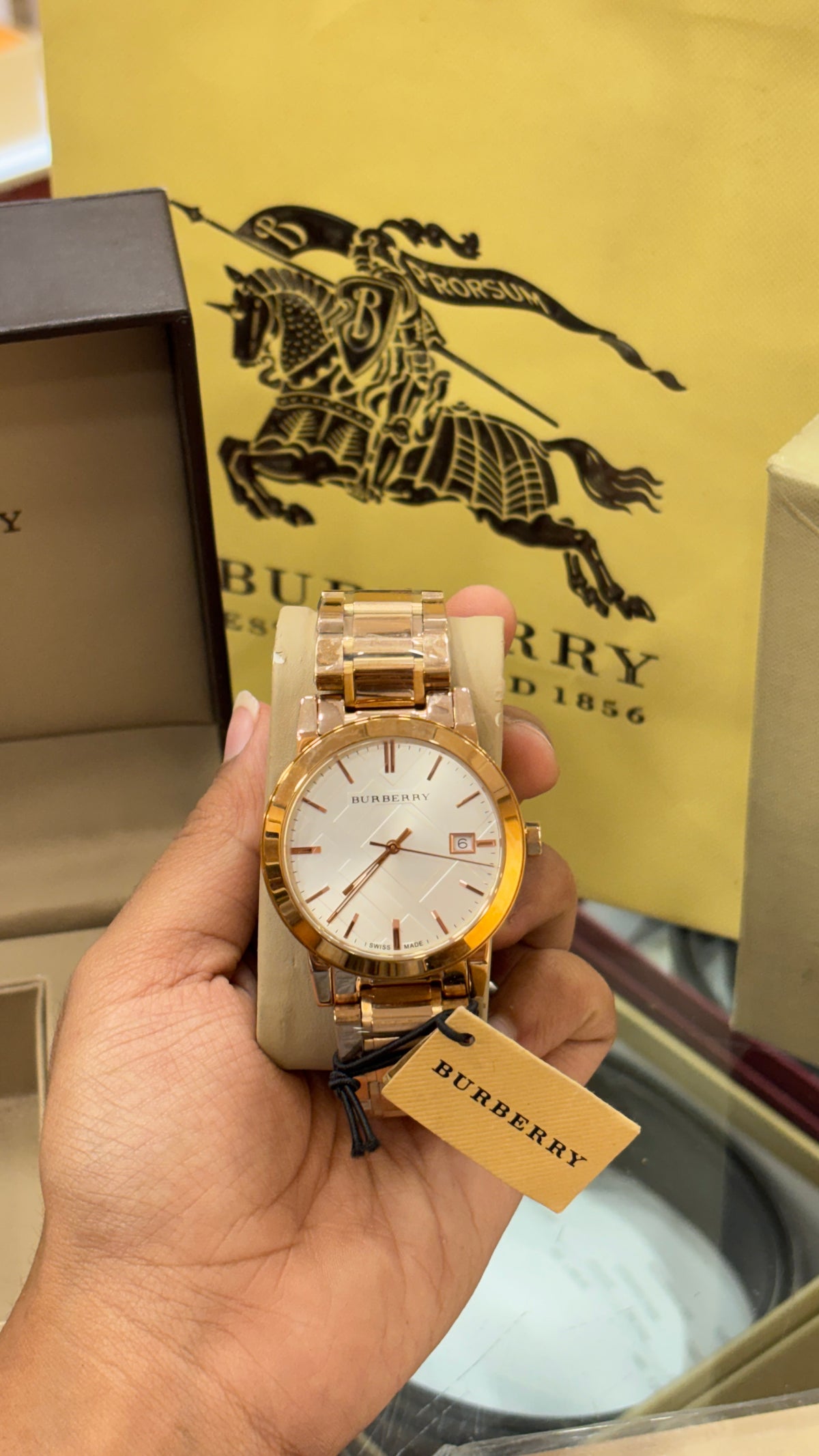 BU9004 White checkered unisex watch