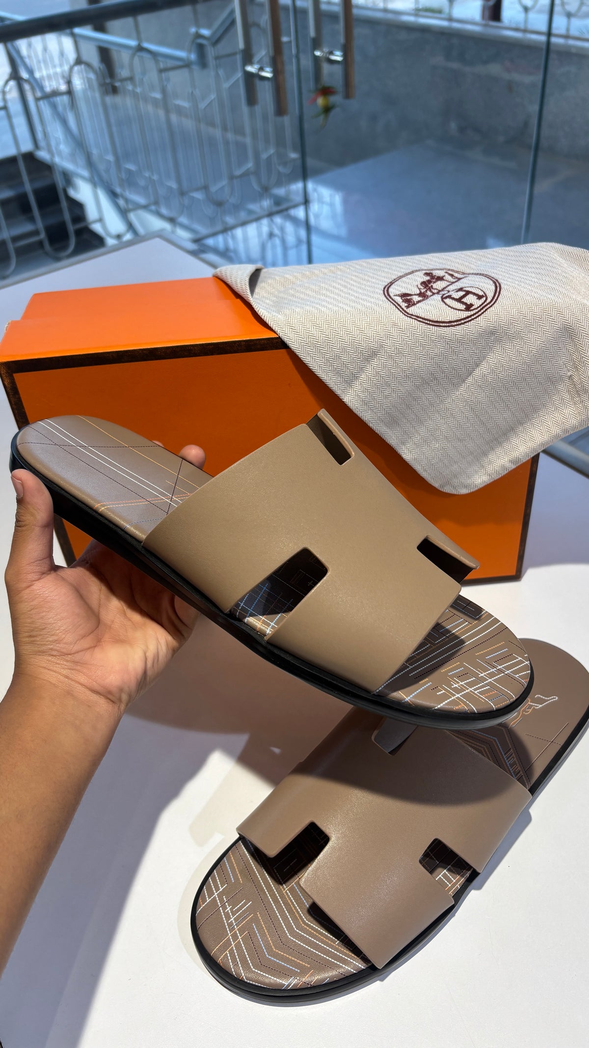 Classic Monogram Print Slides