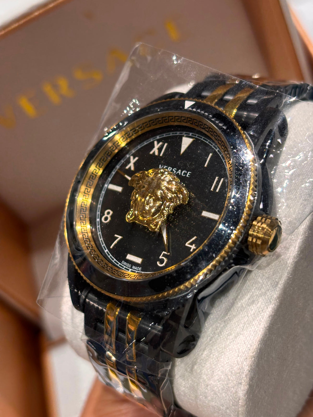 VE2V00422 V-Palazzo Watch for Men