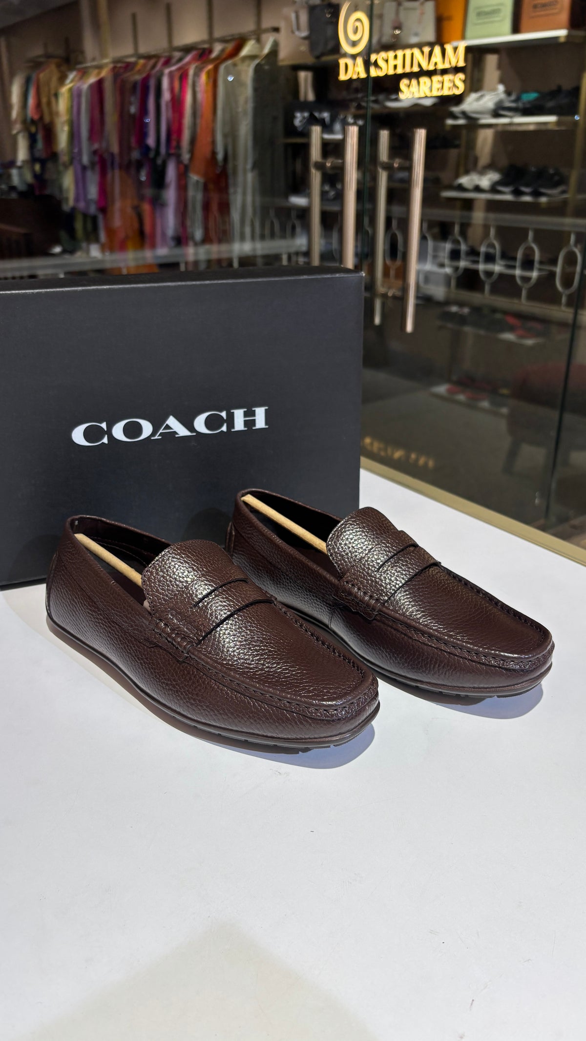 Classic Pebble Grain Leather Loafers – Dark brown