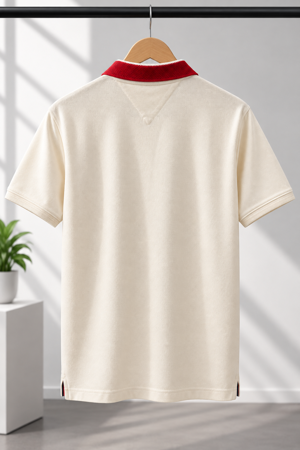 Cream White Varsity-Style Contrast Collar Polo T-Shirt