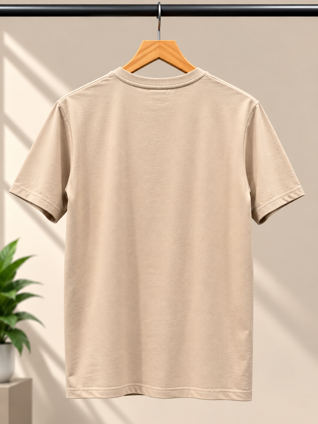 Utility Pocket Detail Crew Neck T-Shirt