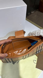 Signature Check Detail Shoulder bag