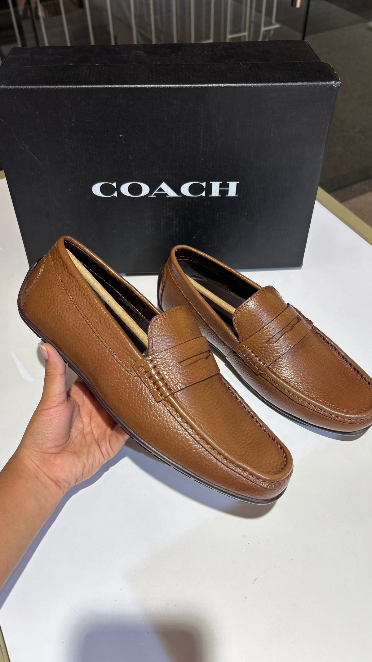 Classic Pebble Grain Leather Loafers – Tan