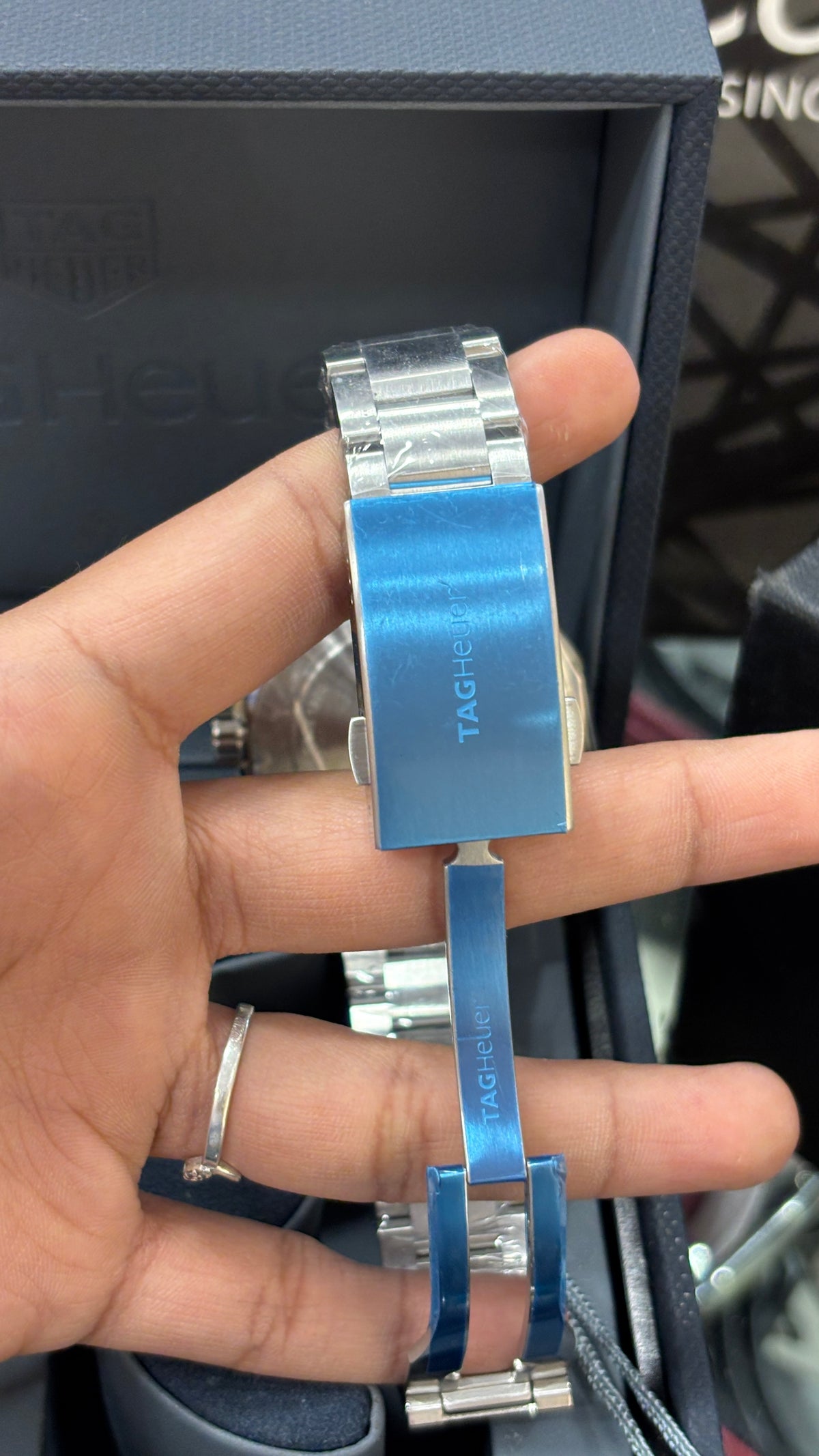 AQUARACER
Quartz CAY1110.BA0927