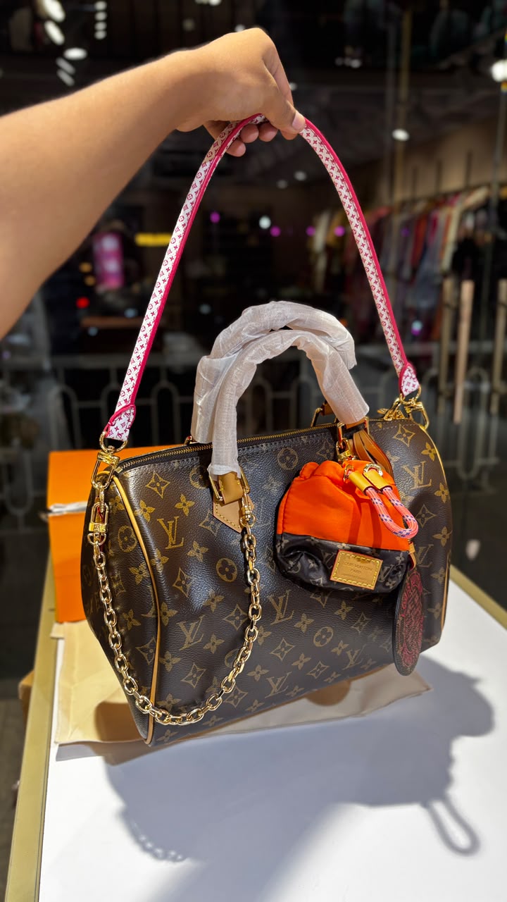 Classic Monogram speedy Tote Bag with Detachable Strap & Coin Pouch