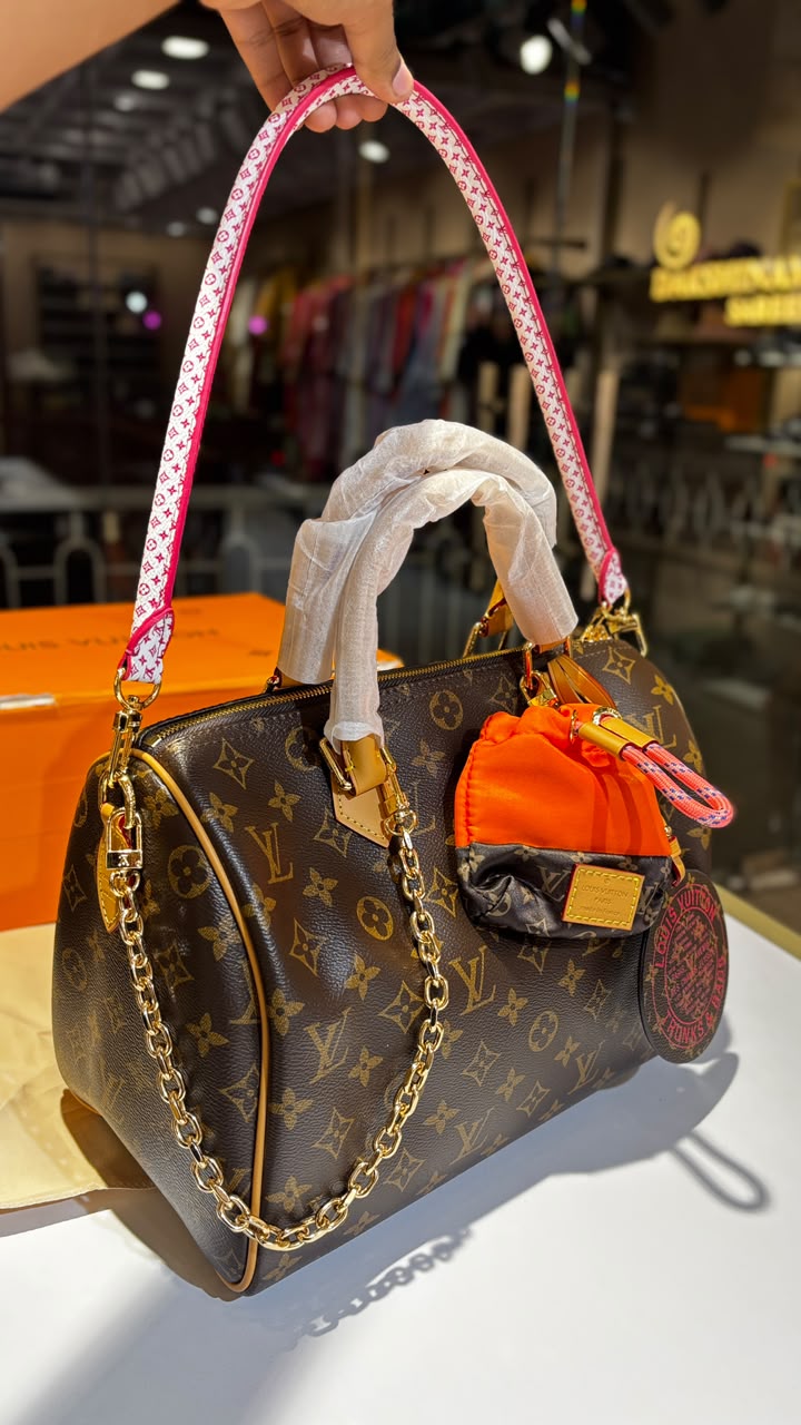 Classic Monogram speedy Tote Bag with Detachable Strap & Coin Pouch