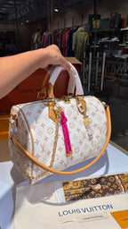 Classic Monogram speedy Tote Bag with Detachable Strap & Coin Pouch