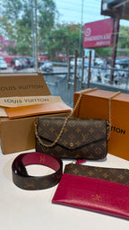 Luxury Monogram 3-in-1 Envelope with  Crossbody strap and chain