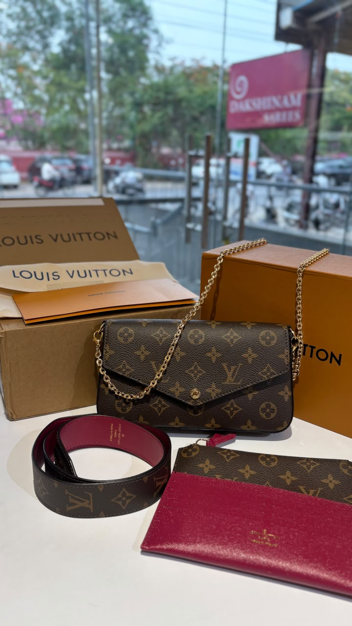 Luxury Monogram 3-in-1 Envelope with  Crossbody strap and chain