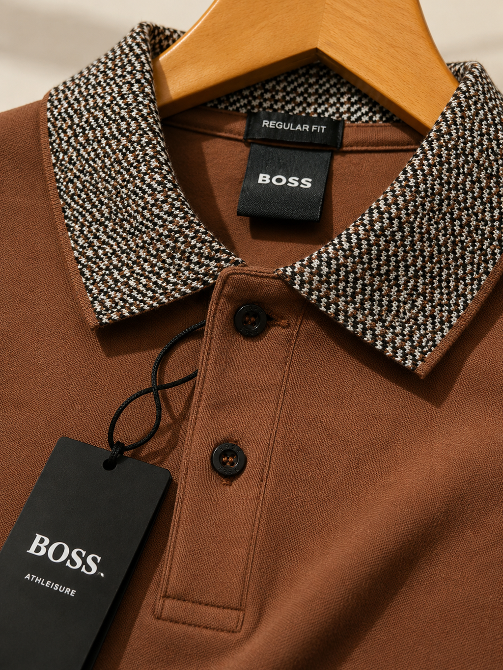 Men’s Rust Brown Polo T-Shirt with Contrast Patterned Collar