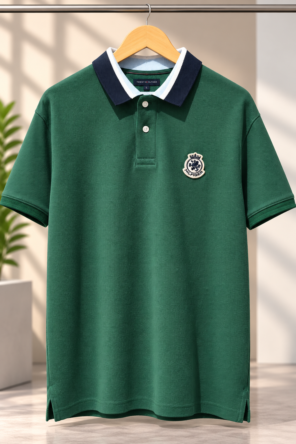 Classic Green Pique Polo Shirt with Contrast Collar and Trim